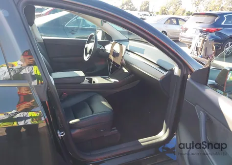 2022 Tesla Model Y Long Range Dual Motor All-Wheel Drive из США, поврежденный, VIN 7SAYGDEEXNF438997